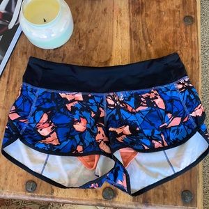 Lululemon hotty hot short II